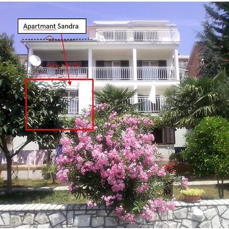 Apartment Sandra Rabac Bagian luar foto