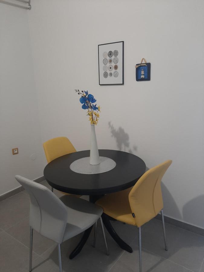 Apartment Sandra Rabac Bagian luar foto