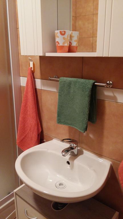 Apartment Sandra Rabac Bagian luar foto